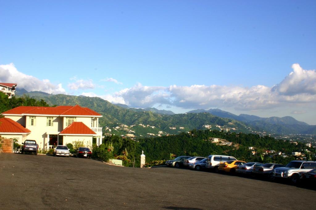City View Hotel คิงส์ตัน ภายนอก รูปภาพ